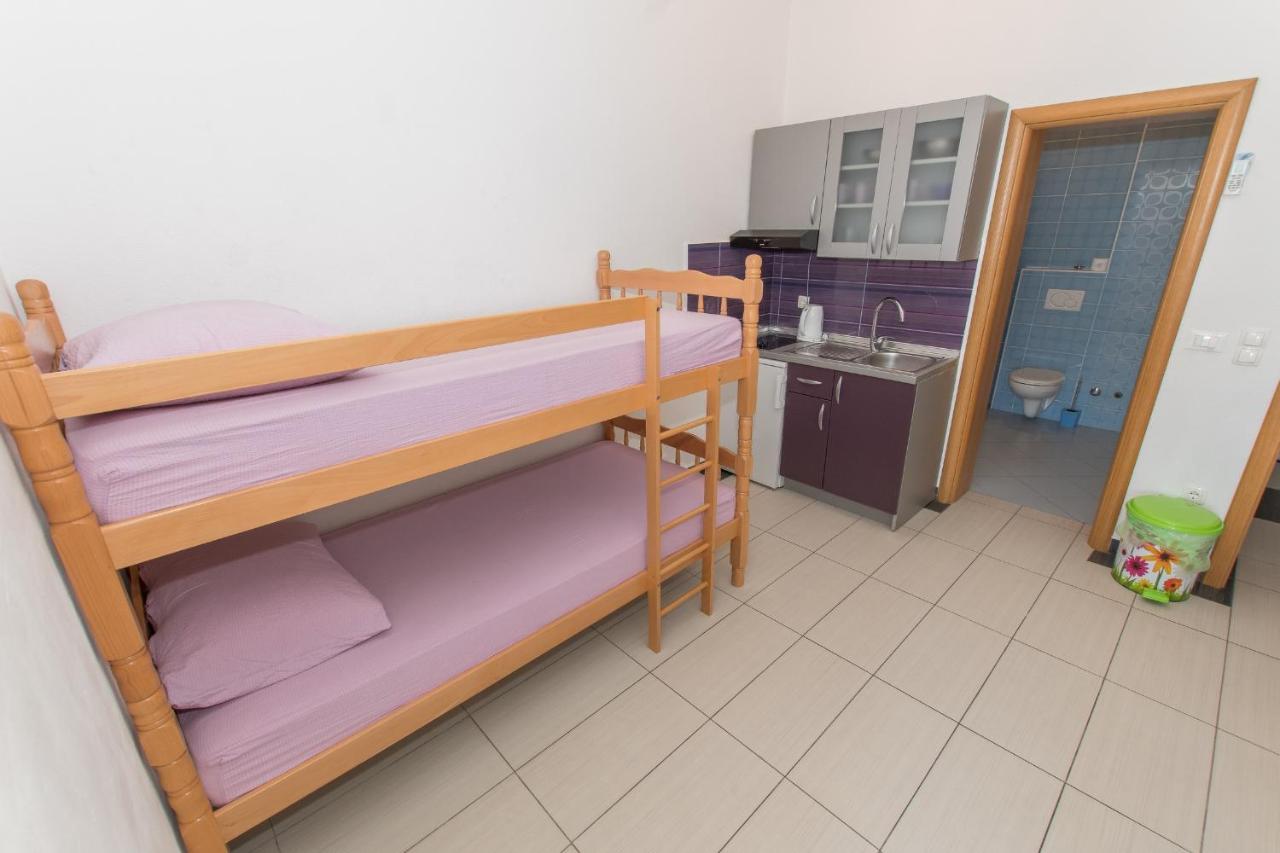 Studio Apartments Zloic In Krvavica Kültér fotó