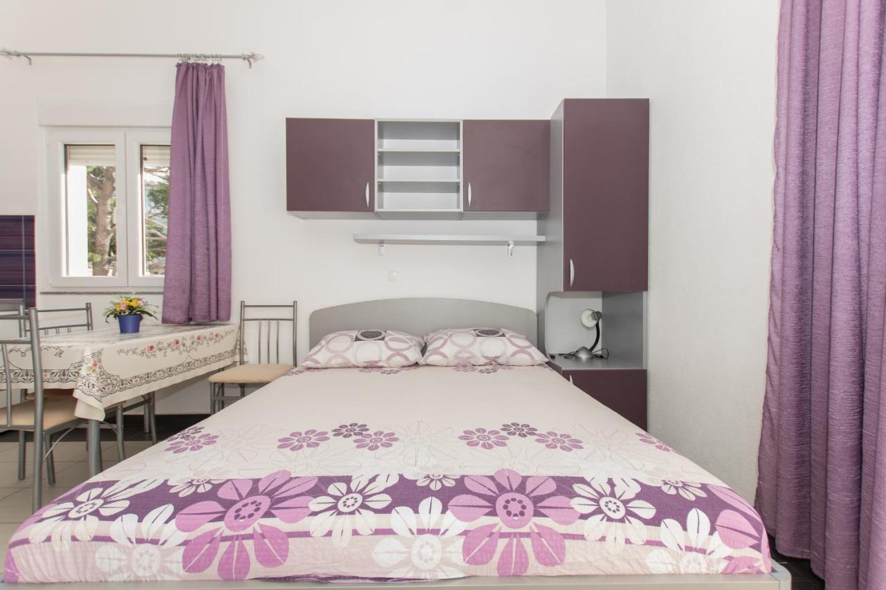 Studio Apartments Zloic In Krvavica Kültér fotó