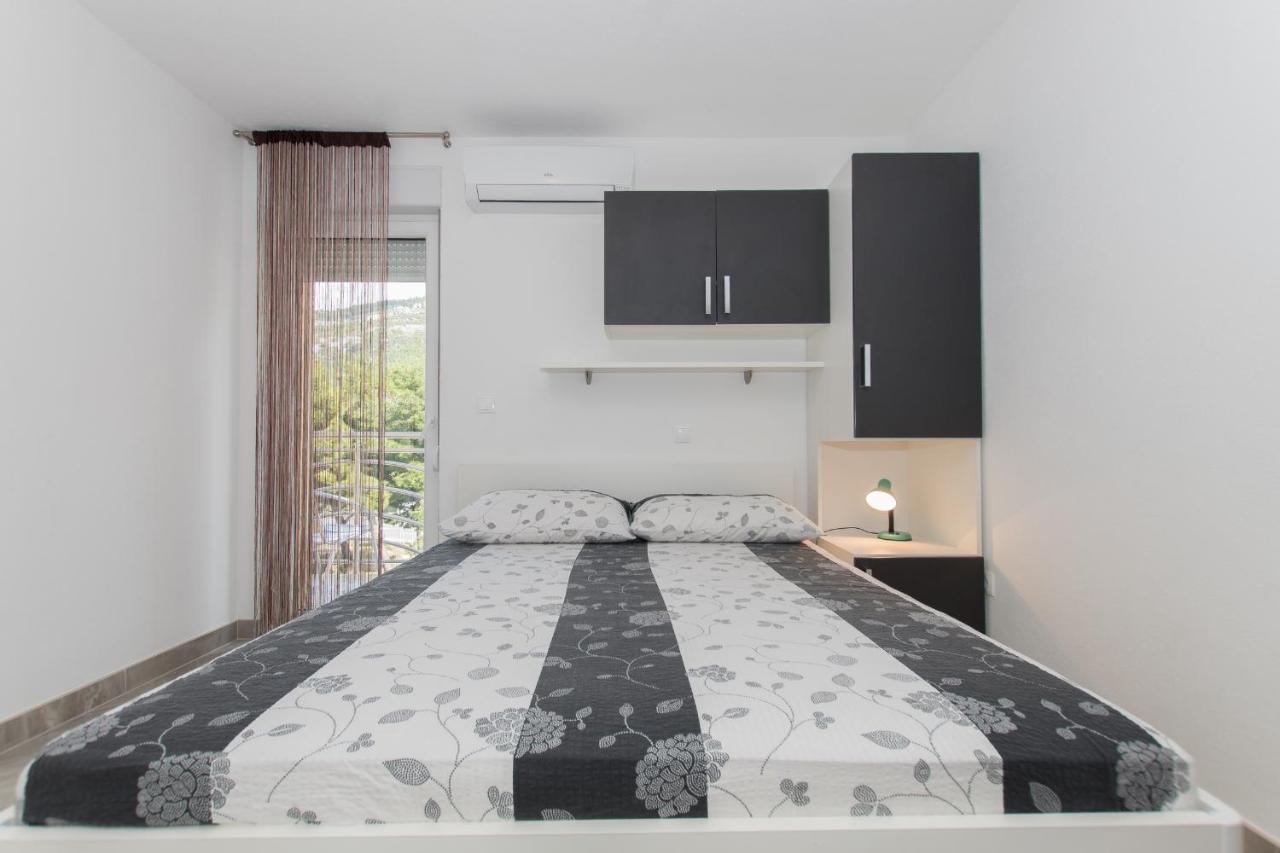 Studio Apartments Zloic In Krvavica Kültér fotó
