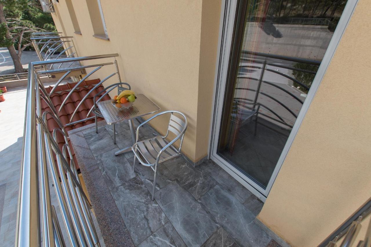 Studio Apartments Zloic In Krvavica Kültér fotó