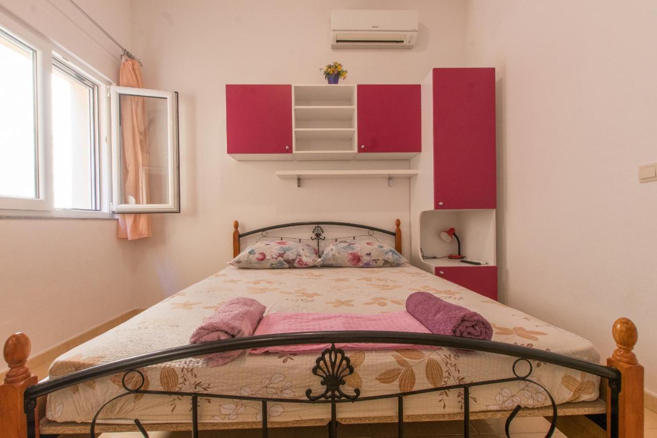 Studio Apartments Zloic In Krvavica Kültér fotó